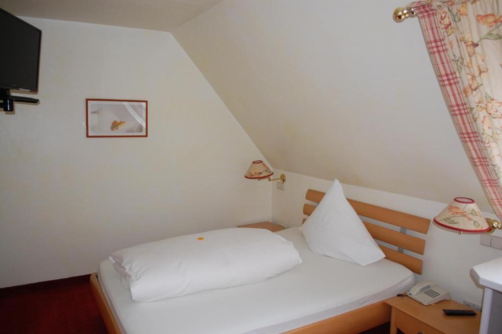 Parkhotel Krone Emmendingen Oda fotoğraf
